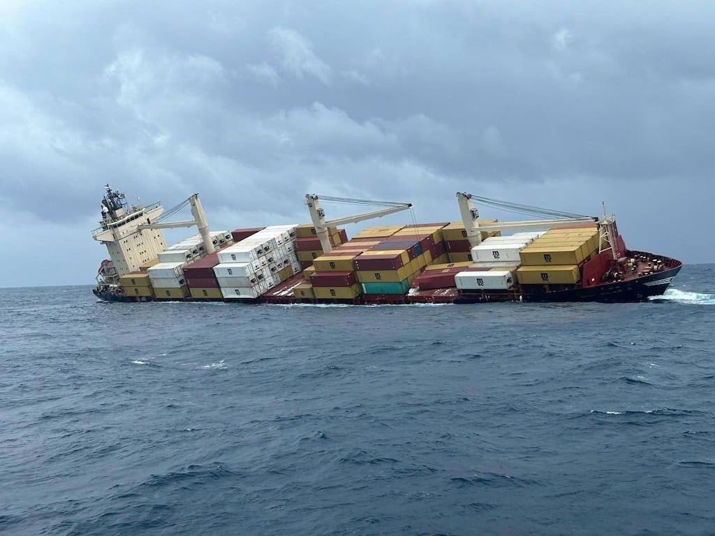 Alarma en India por el hundimiento del MSC ELSA 3: riesgos ambientales y materiales peligrosos